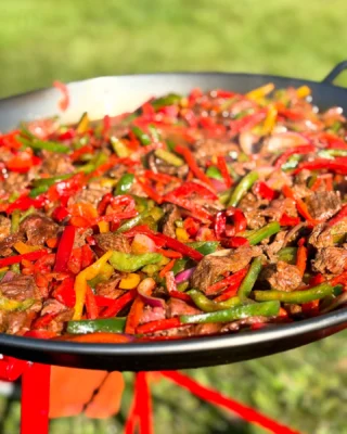 There is nothing better than outdoor tent events lakeside in a Minnesota summer ☀️🌊🦆